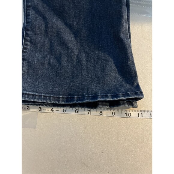 Democracy Jeans Womens size 10 Ab Technology Mid Rise Flare Stretch Denim - Picture 8 of 9